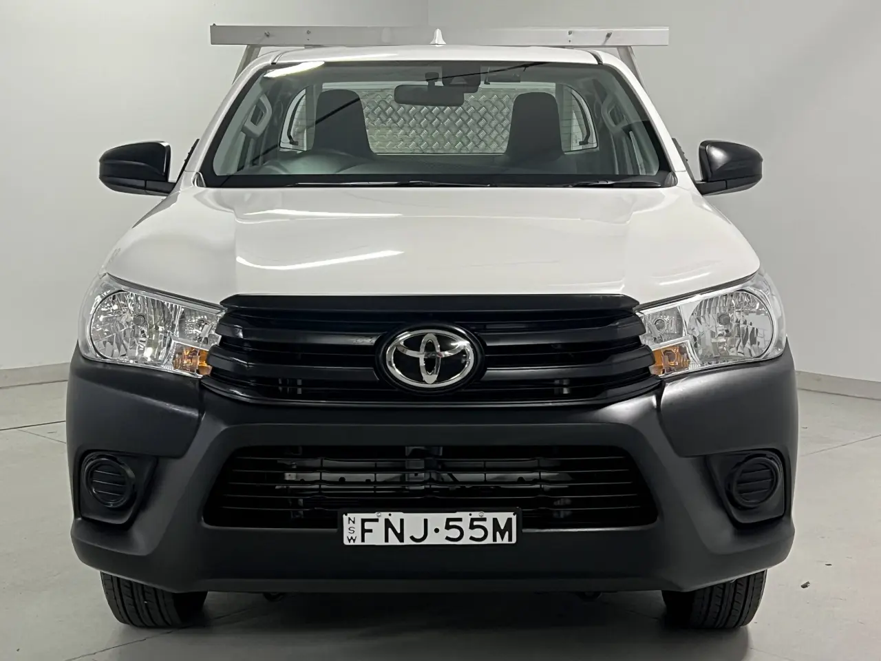 2024 TOYOTA HILUX Gallery Image 3