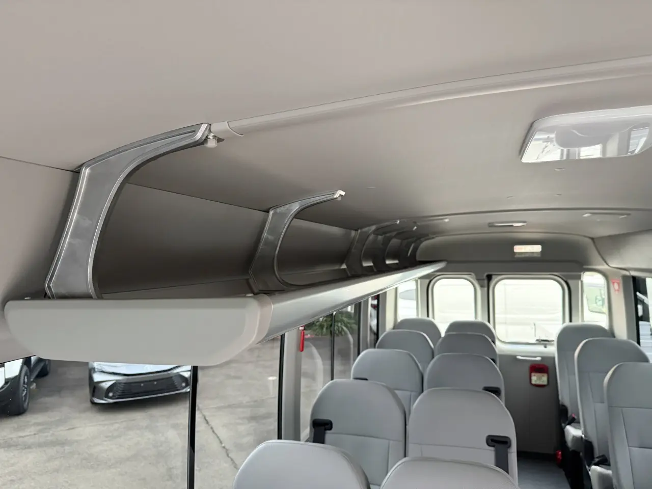 2025 TOYOTA COASTER Gallery Image 12