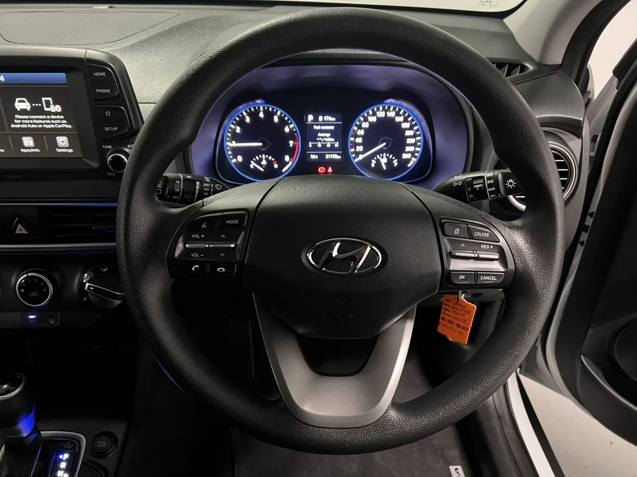 2020 HYUNDAI KONA Gallery Image 16