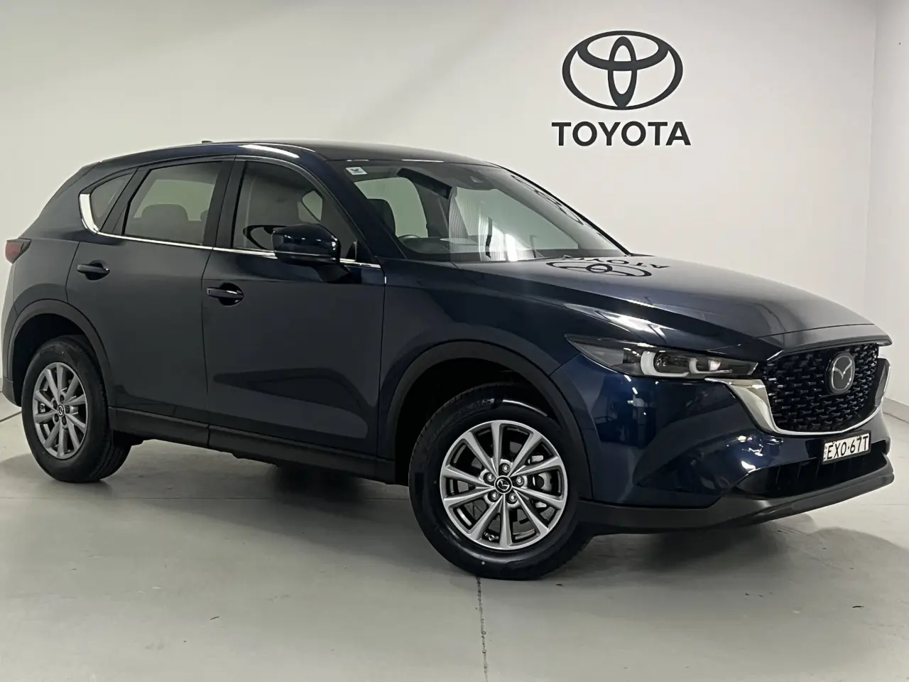 2022 MAZDA CX-5 Gallery Image 1