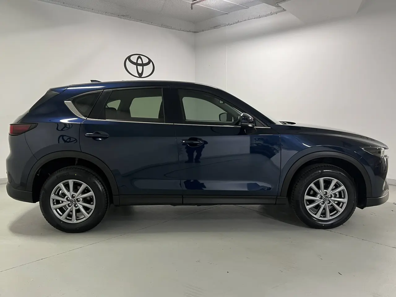 2022 MAZDA CX-5 Gallery Image 4