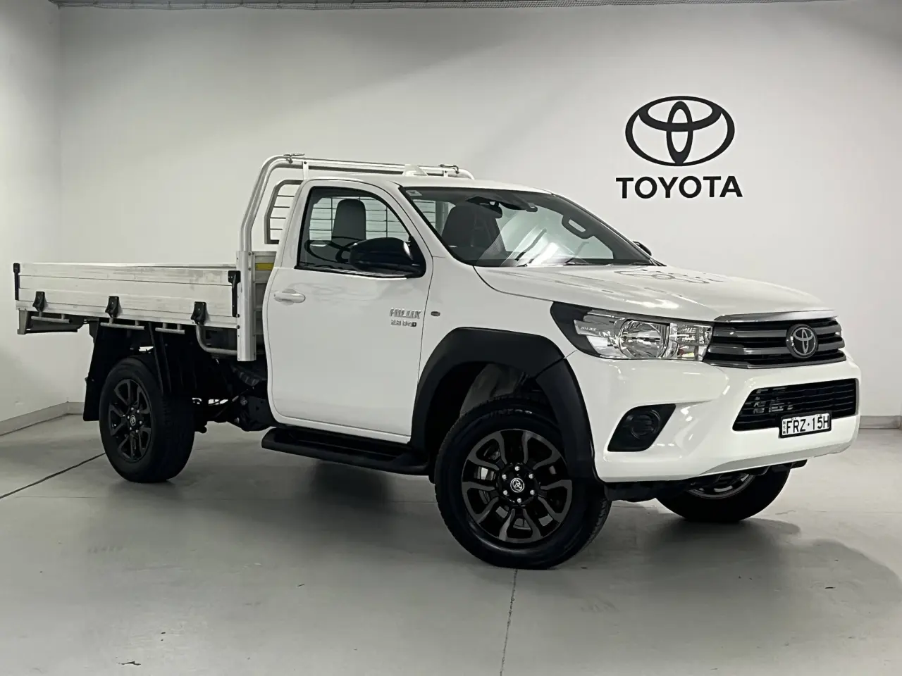2024 TOYOTA HILUX Gallery Image 1