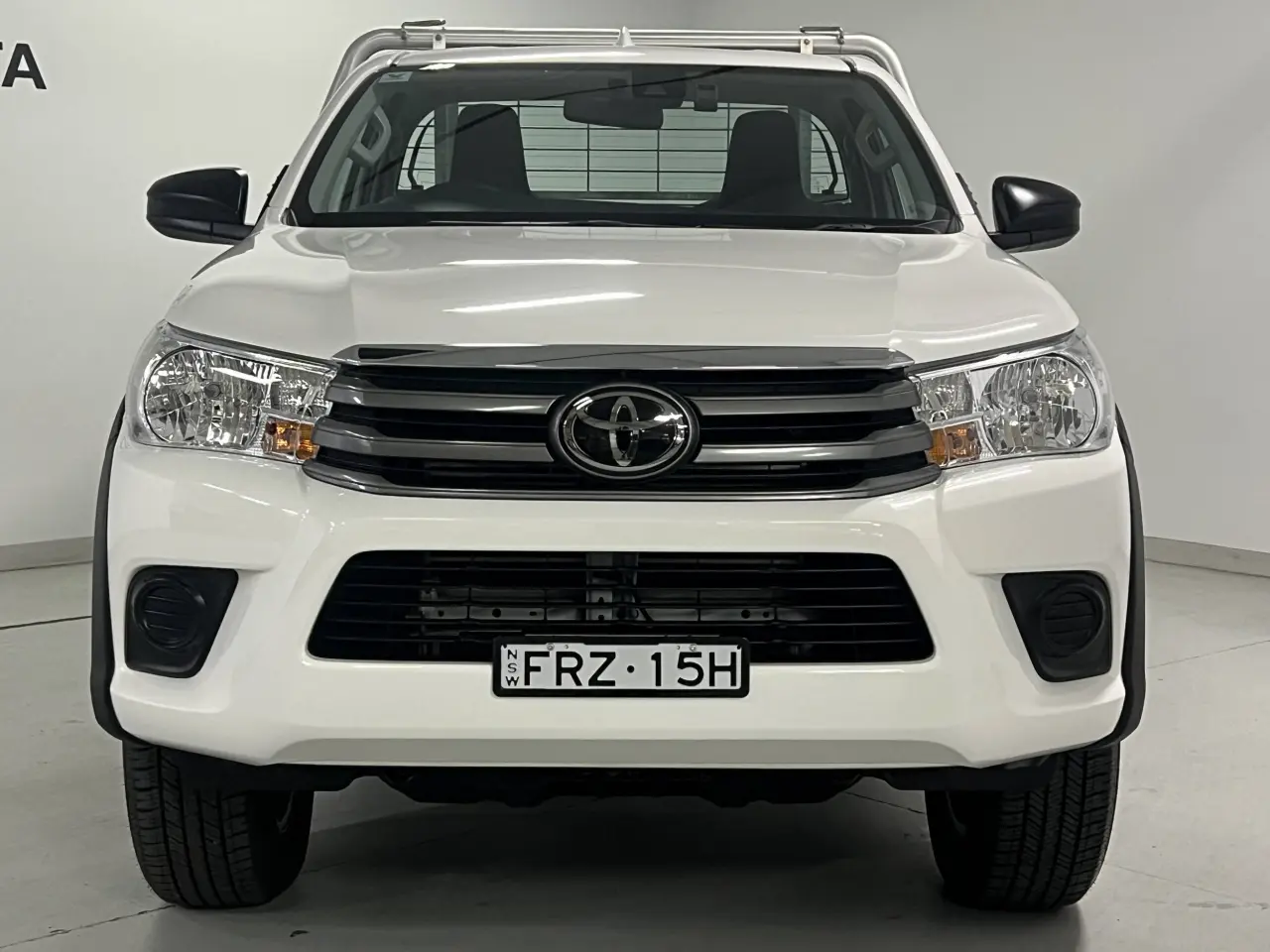 2024 TOYOTA HILUX Gallery Image 3