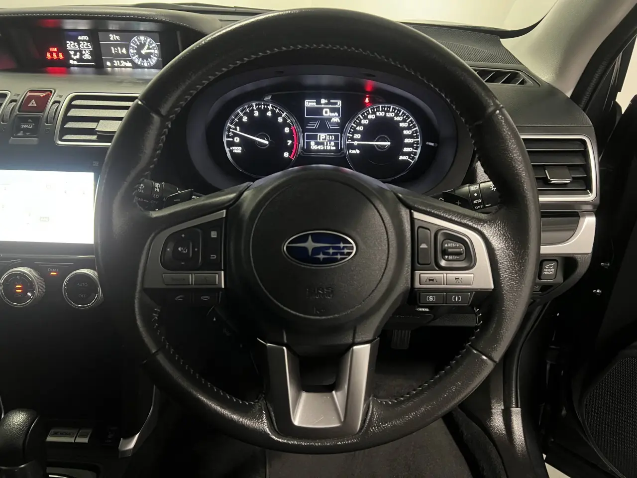 2018 SUBARU FORESTER Gallery Image 17