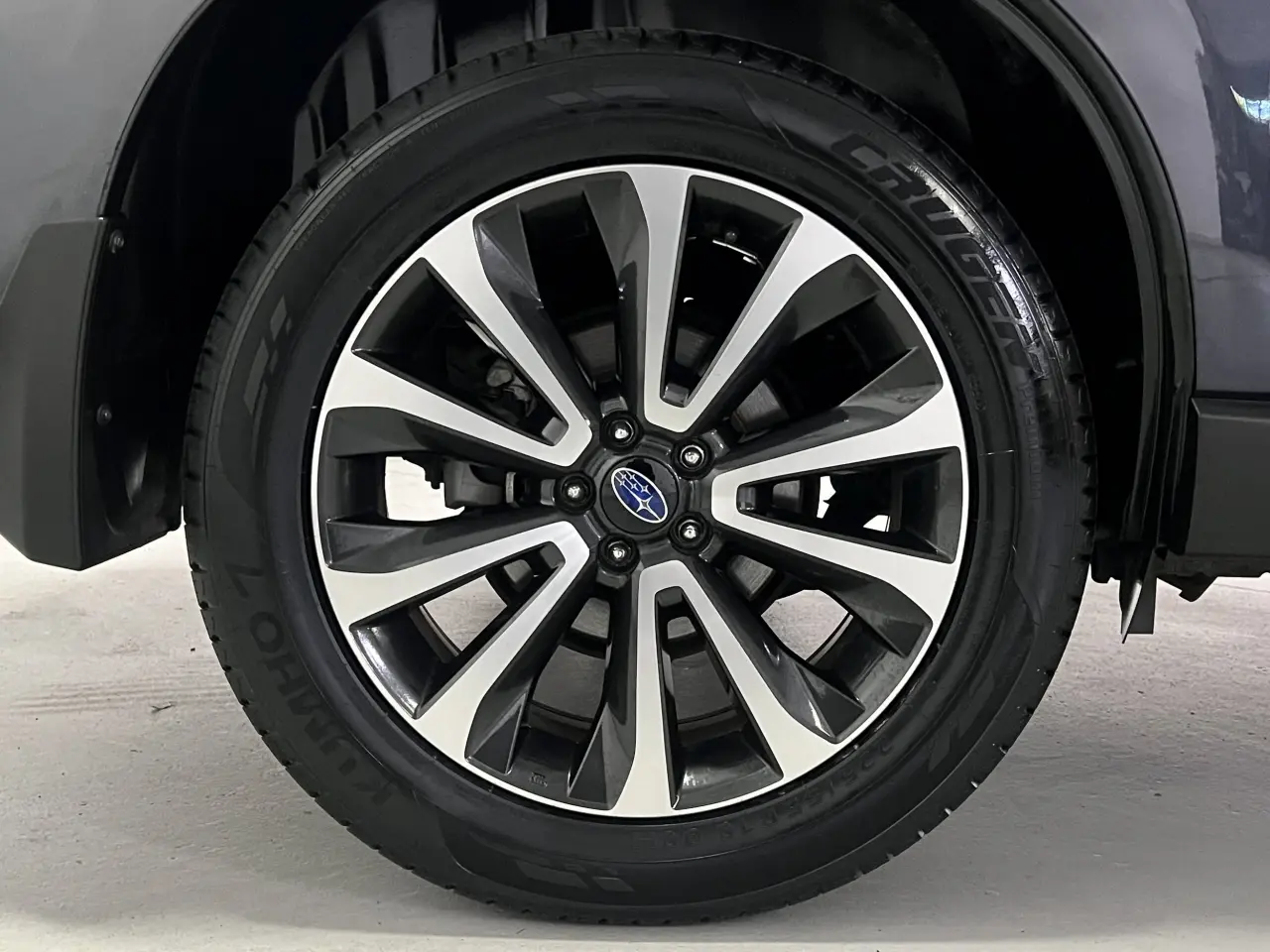 2018 SUBARU FORESTER Gallery Image 5