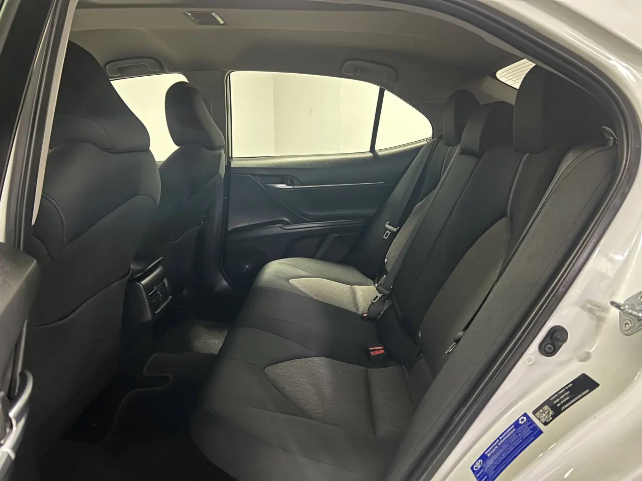 2022 TOYOTA CAMRY HYBRID Gallery Image 13
