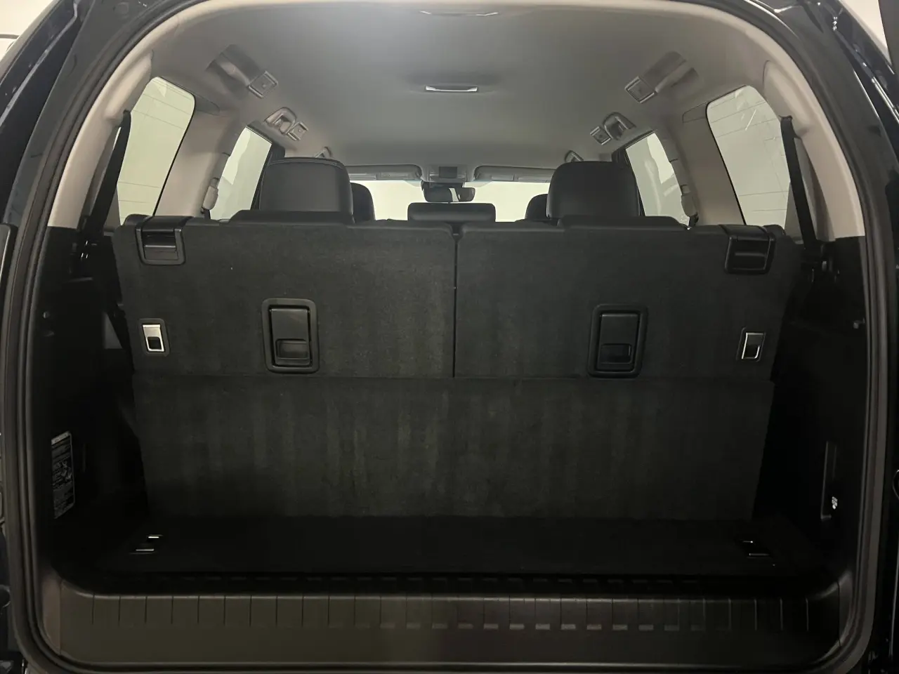 2023 TOYOTA PRADO Gallery Image 12