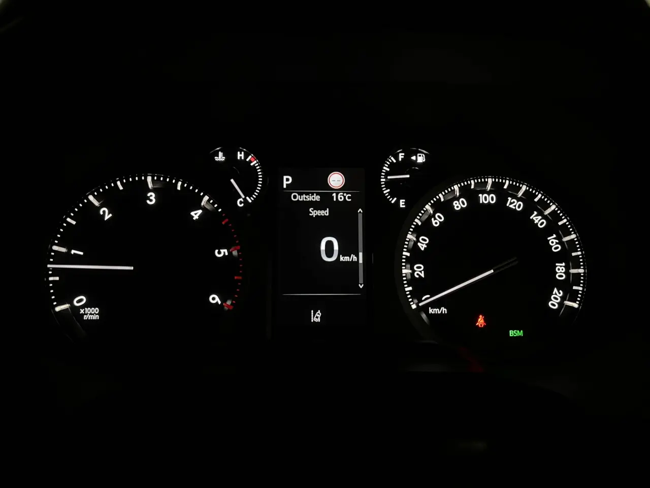 2023 TOYOTA PRADO Gallery Image 17