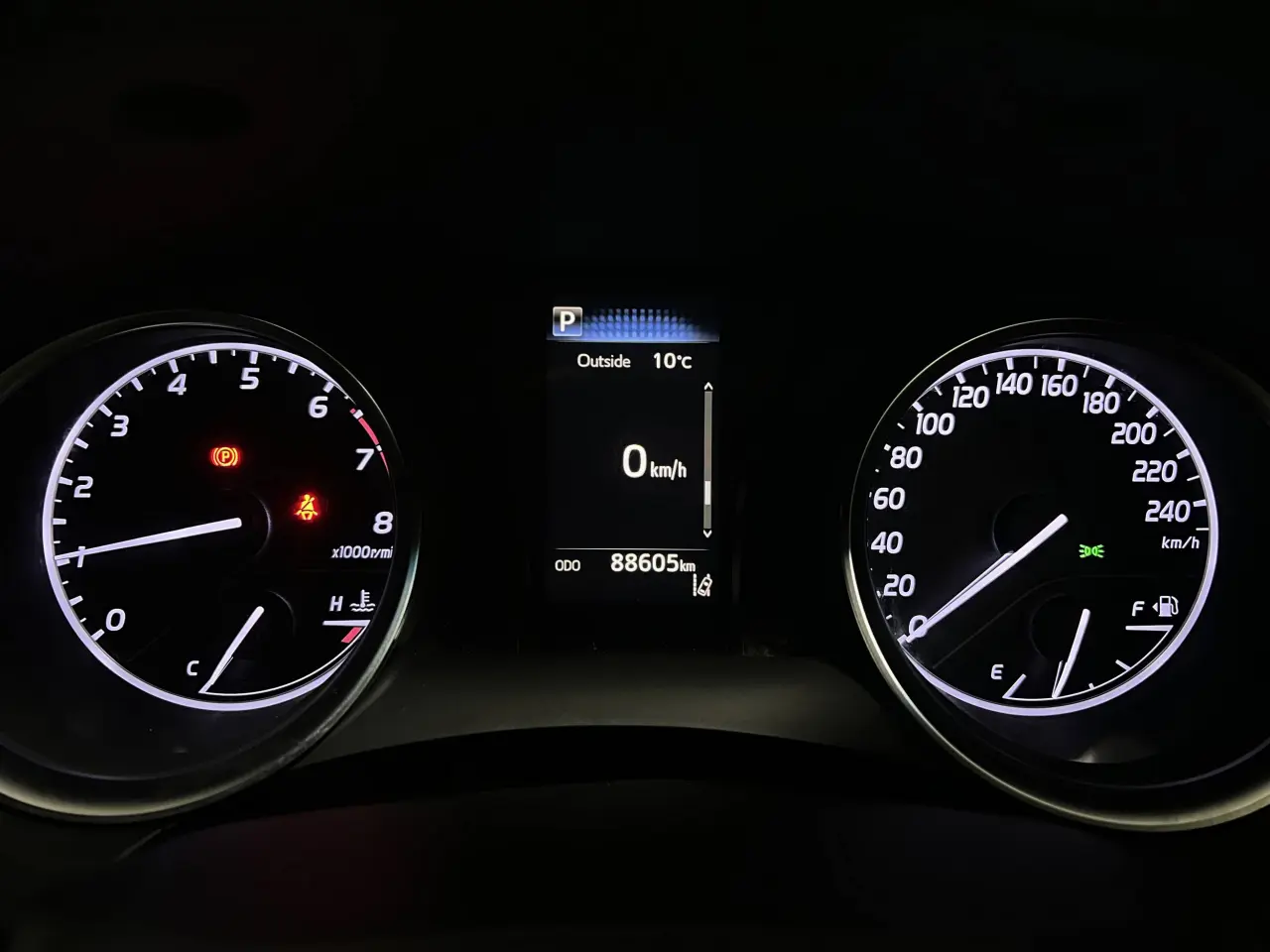 2019 TOYOTA CAMRY Gallery Image 17
