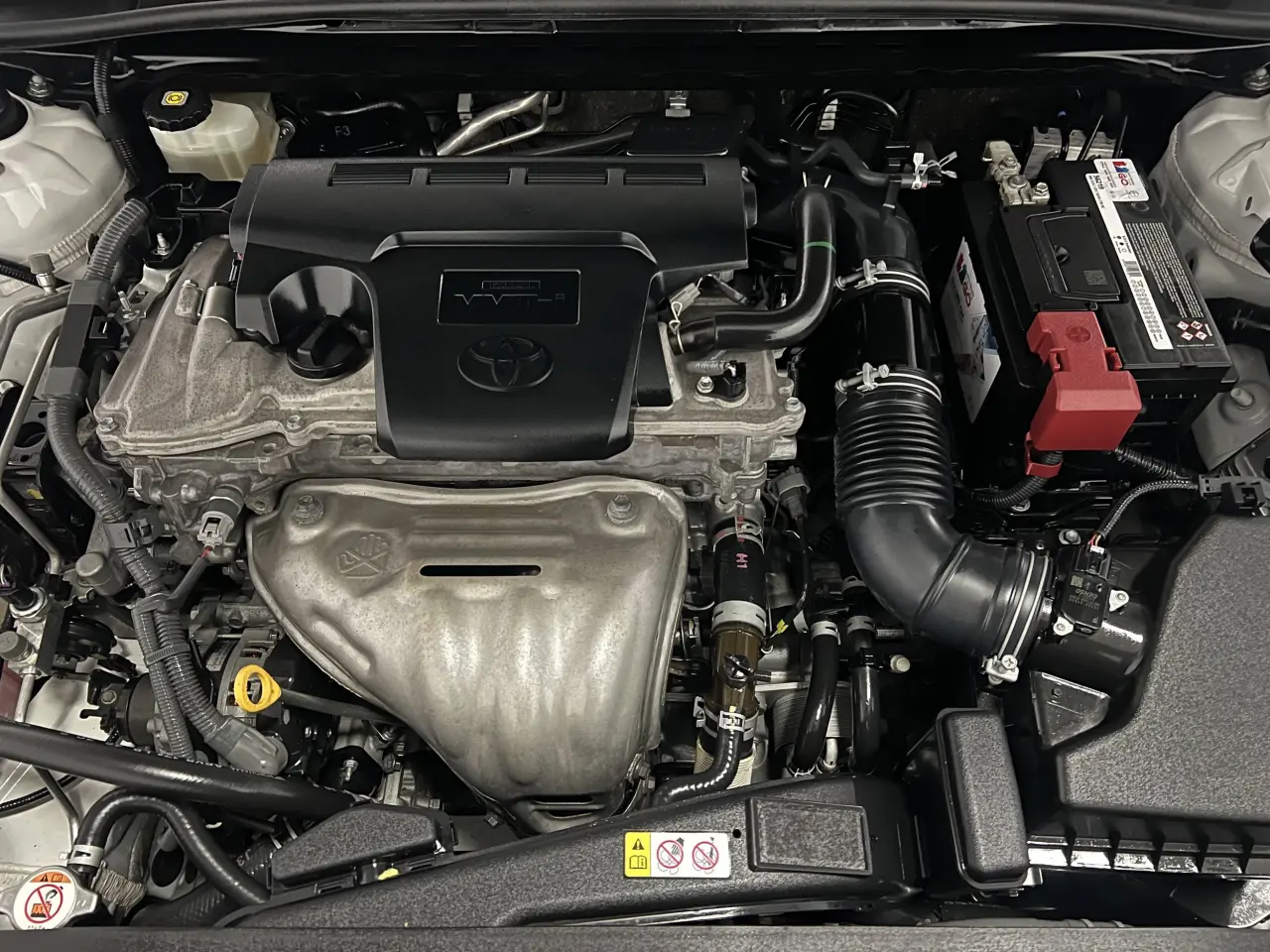 2019 TOYOTA CAMRY Gallery Image 21