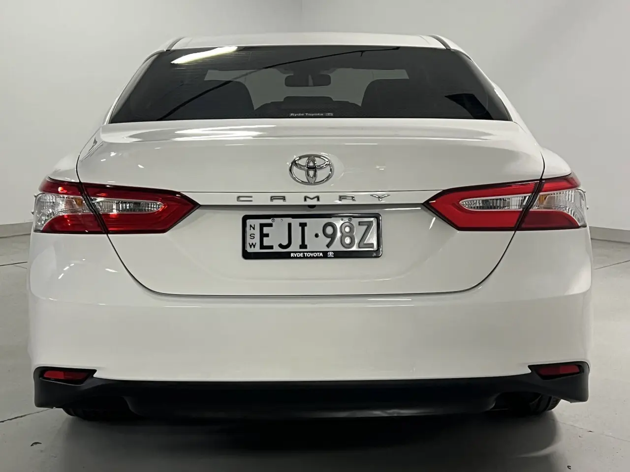 2019 TOYOTA CAMRY Gallery Image 7