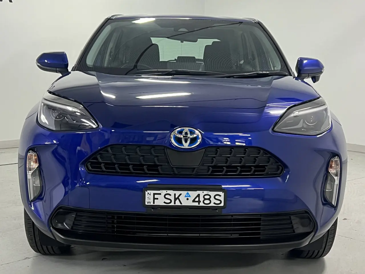 2023 TOYOTA YARIS CROSS HYBRID Gallery Image 3
