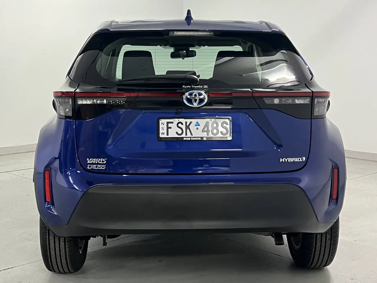 2023 TOYOTA YARIS CROSS HYBRID Gallery Image 7