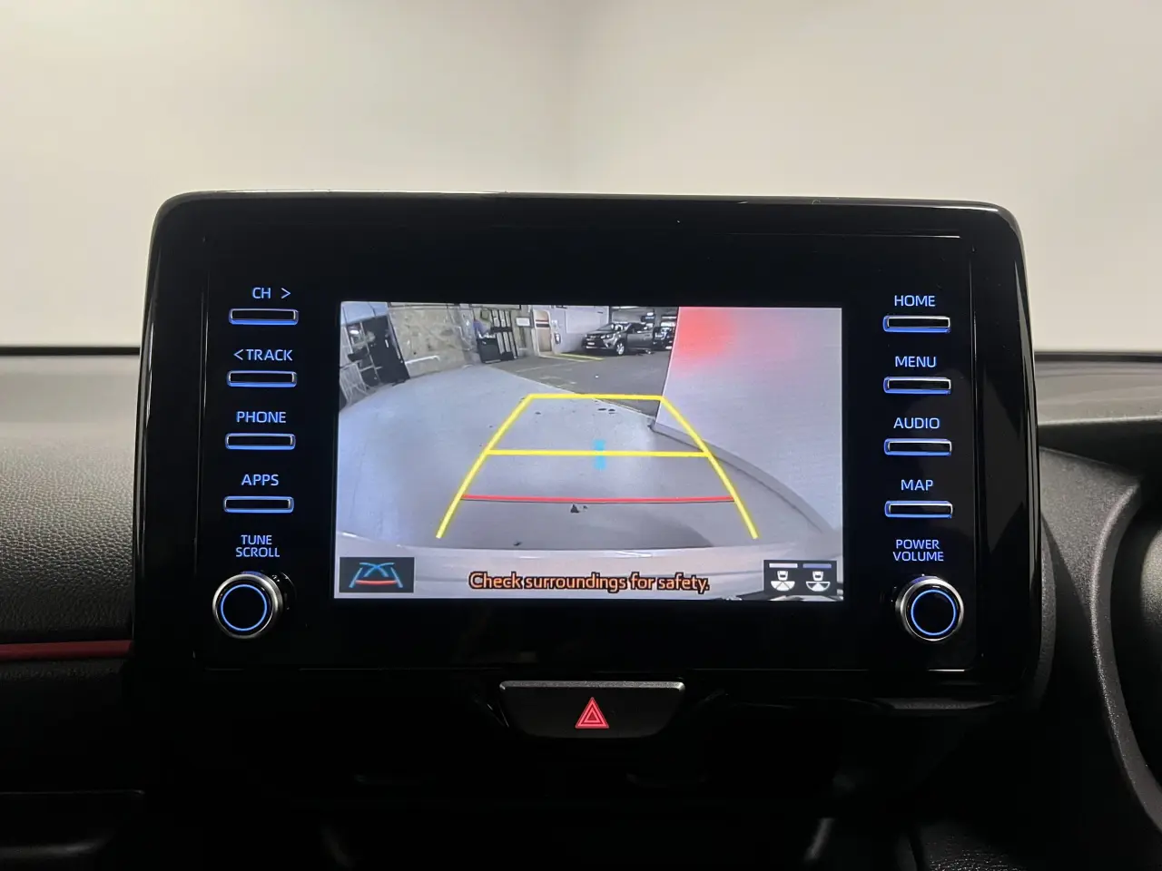 2023 TOYOTA YARIS Gallery Image 19