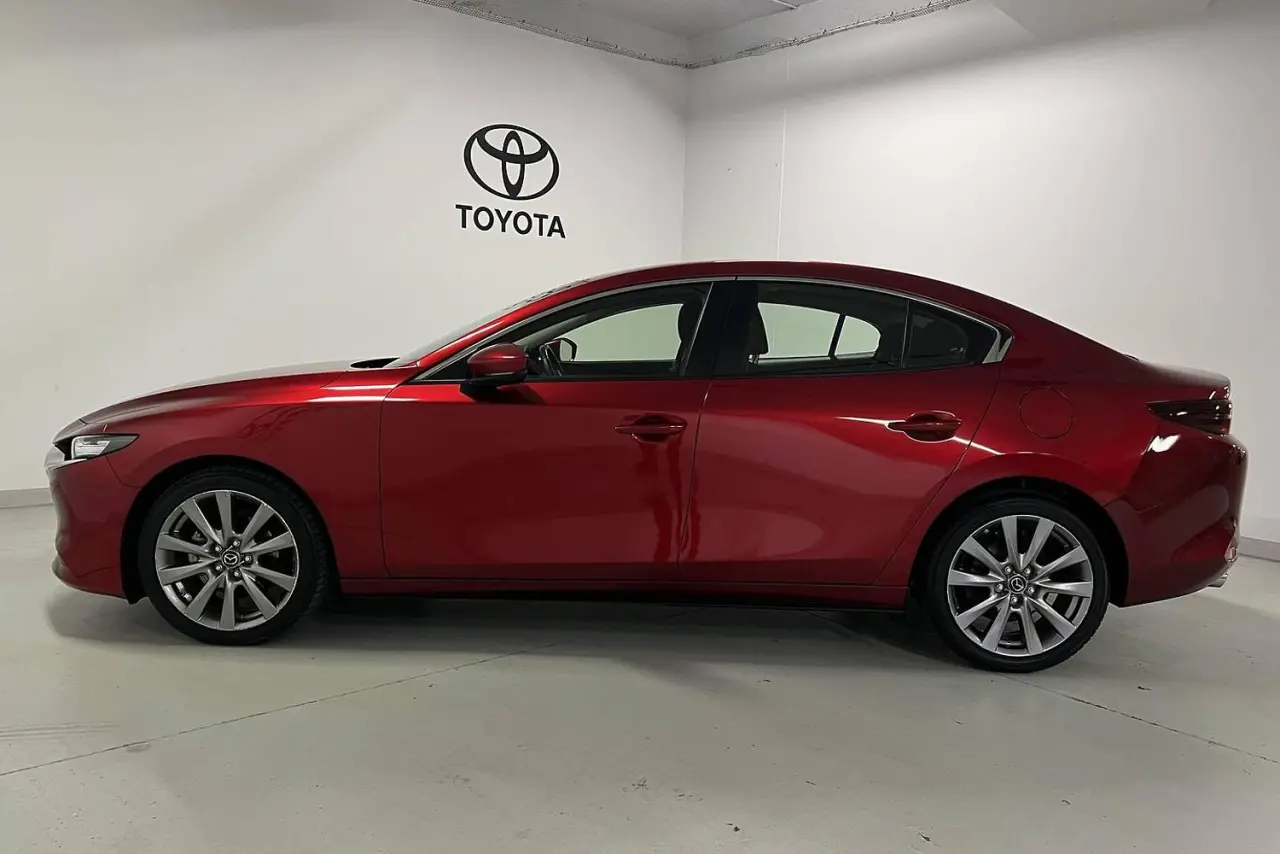 2020 Mazda 3 Gallery Image 9