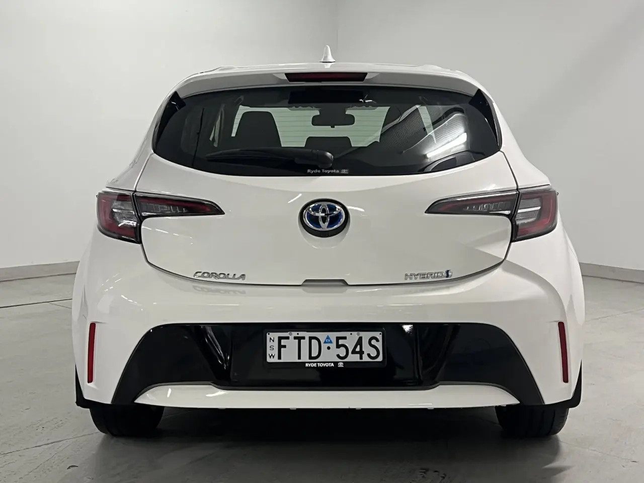 2020 TOYOTA COROLLA Gallery Image 7