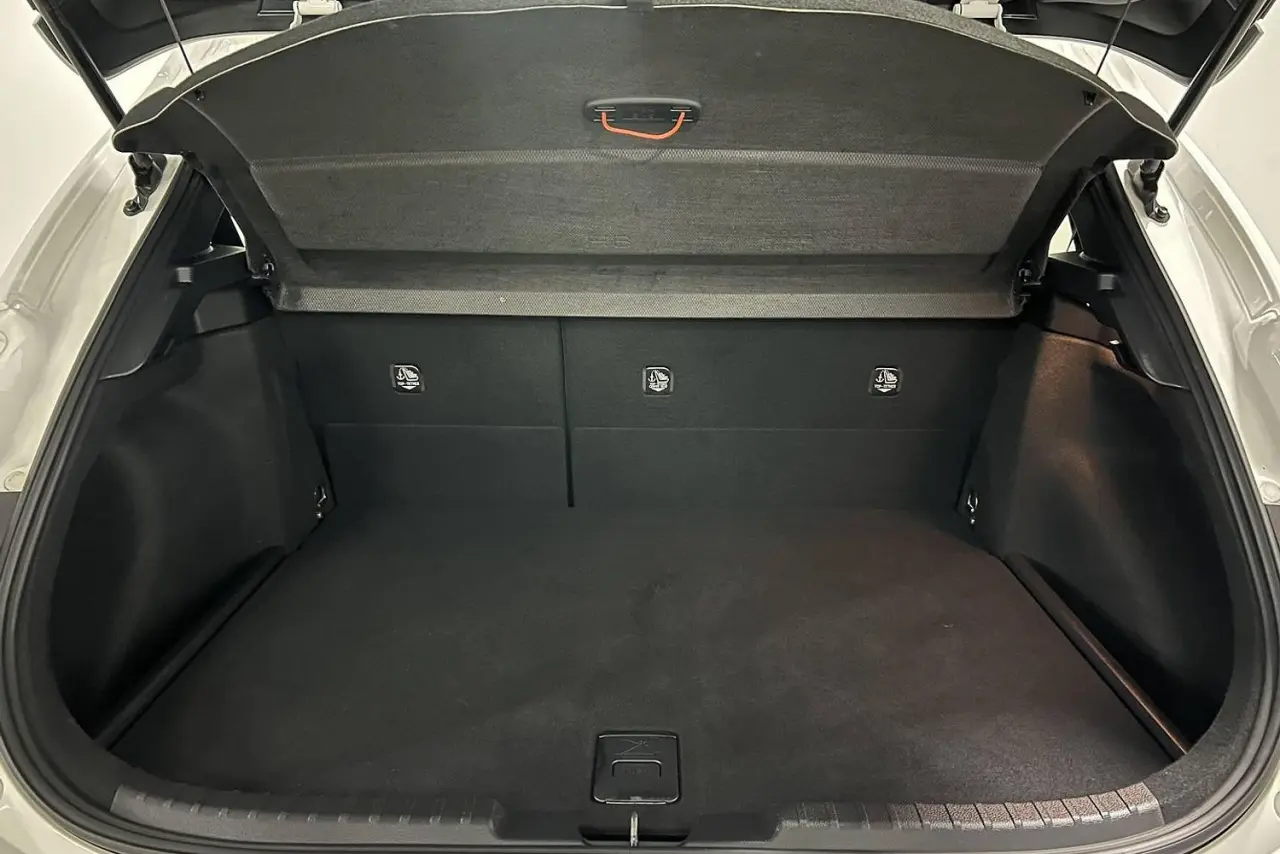 2020 Toyota Corolla Gallery Image 12