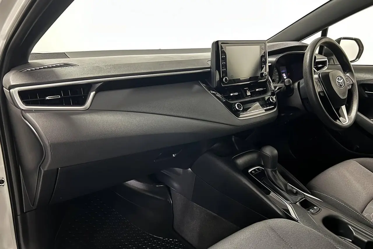 2020 Toyota Corolla Gallery Image 14