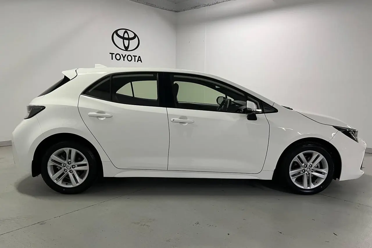 2020 Toyota Corolla Gallery Image 4