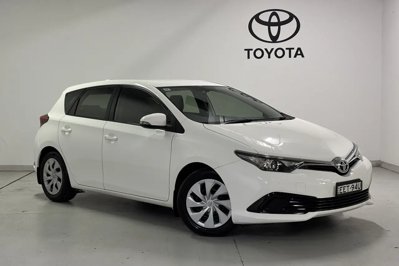 2018 Toyota Corolla Gallery Image 1