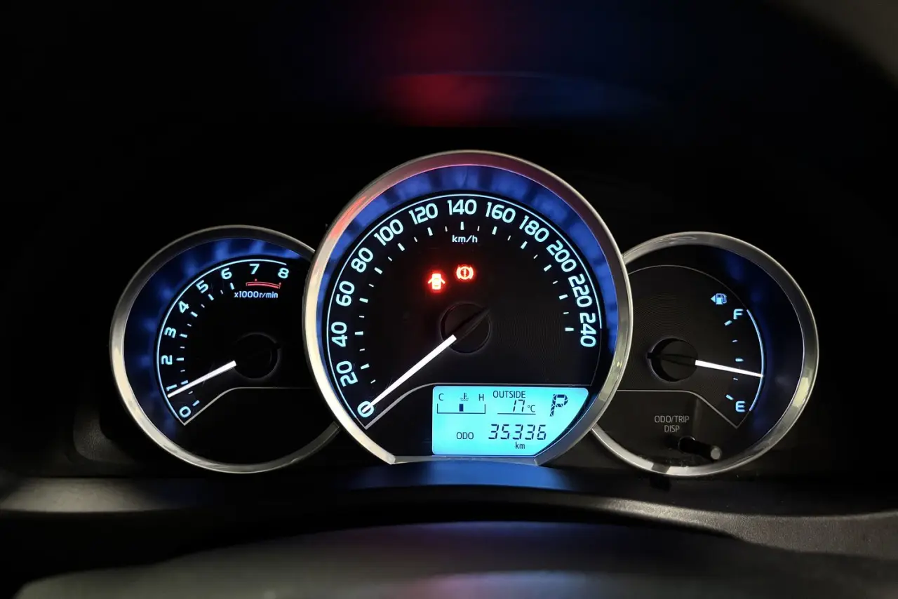 2018 Toyota Corolla Gallery Image 17