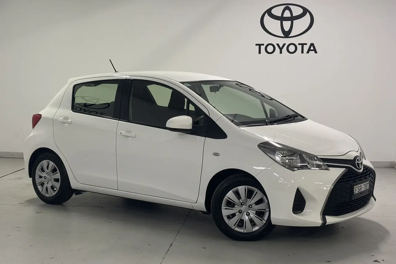 2015 Toyota Yaris Gallery Image 1