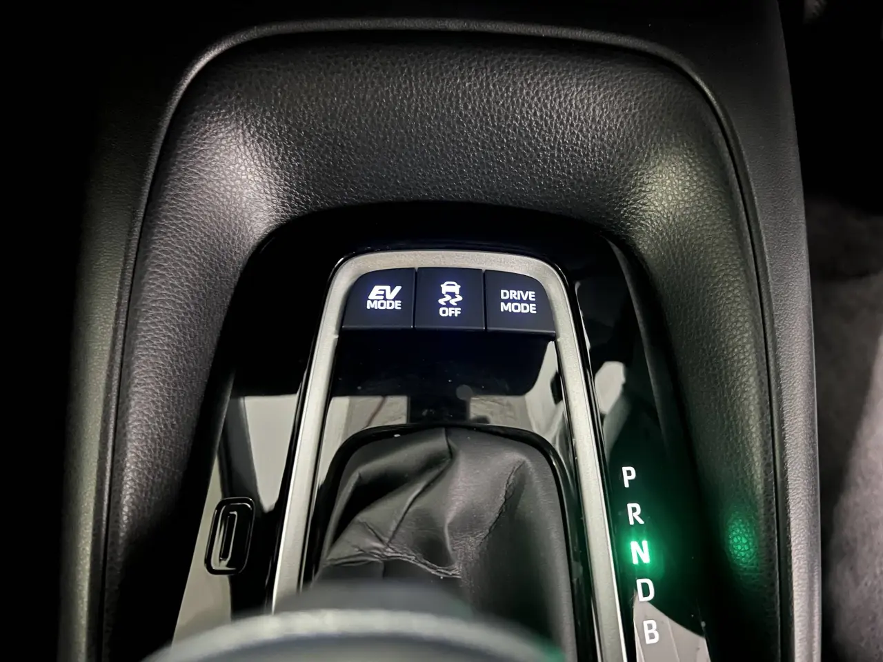 2021 TOYOTA COROLLA Gallery Image 20