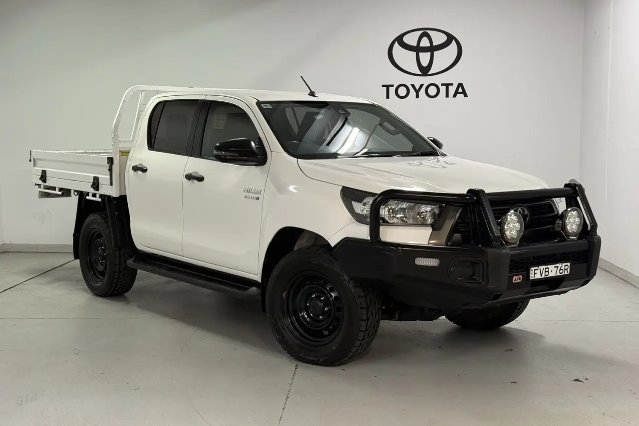 2021 Toyota Hilux Gallery Image 1