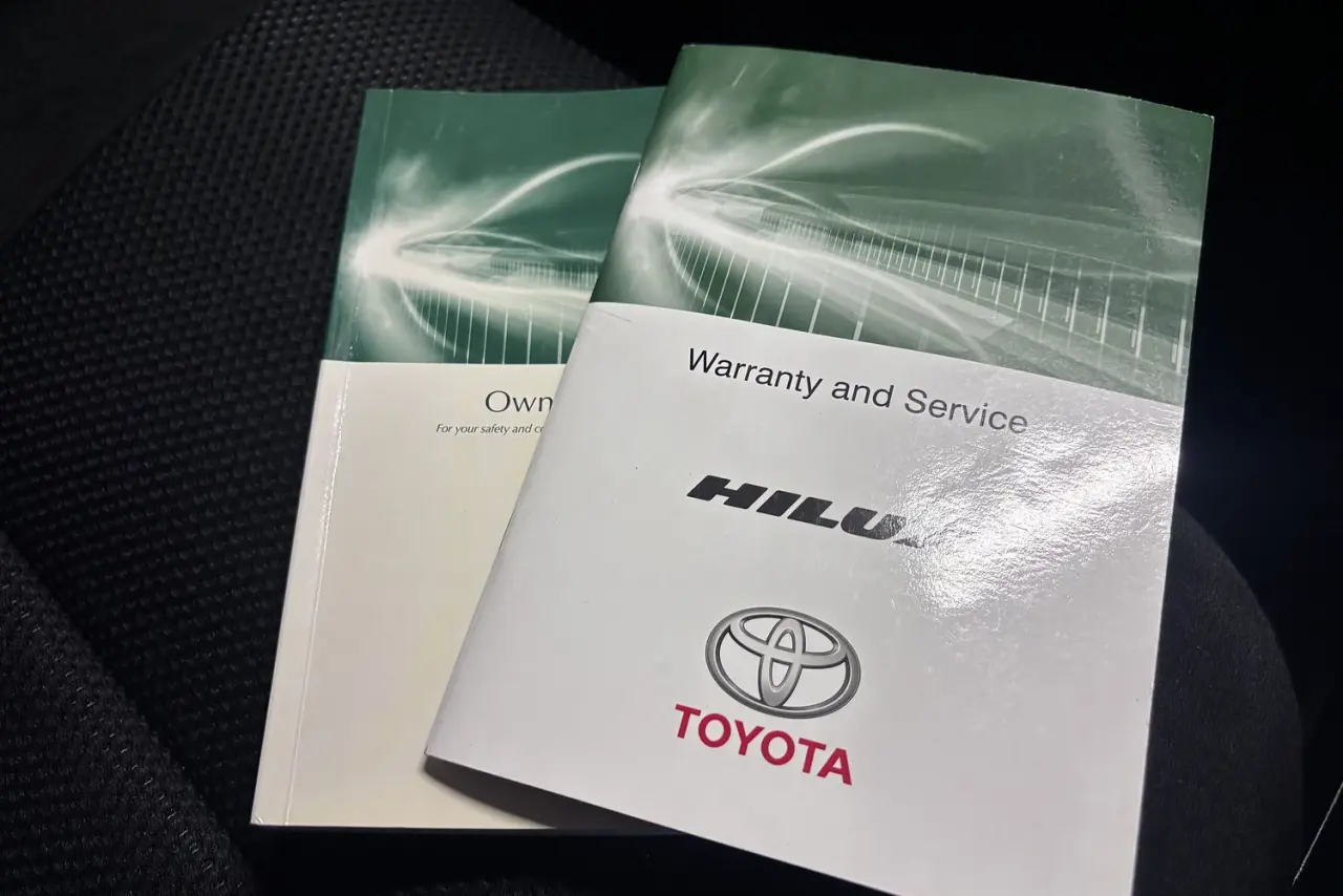 2014 Toyota Hilux Gallery Image 19