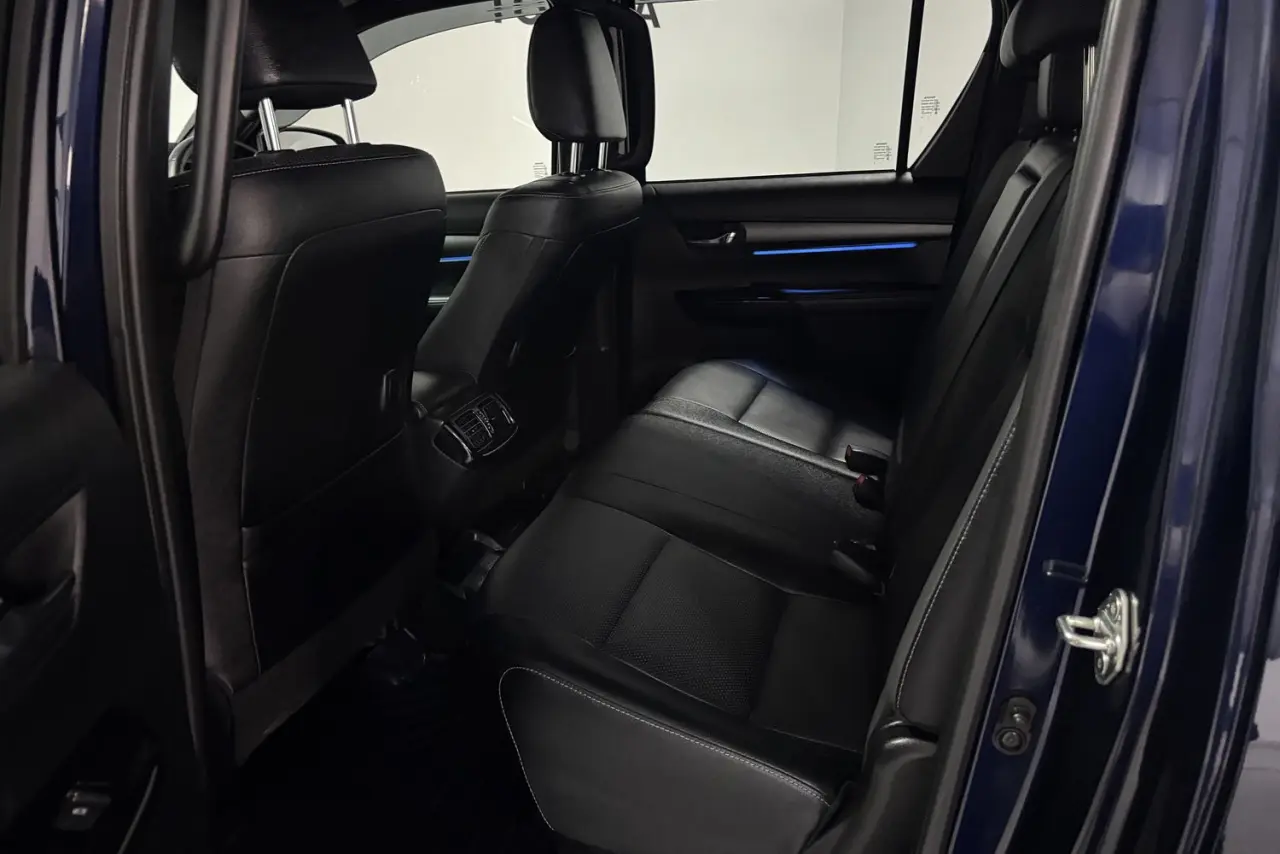 2022 Toyota Hilux Gallery Image 14