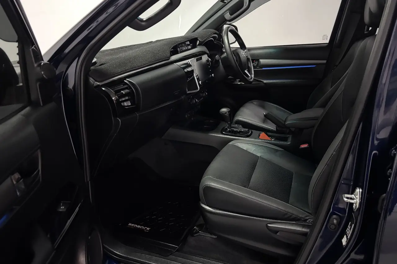 2022 Toyota Hilux Gallery Image 15