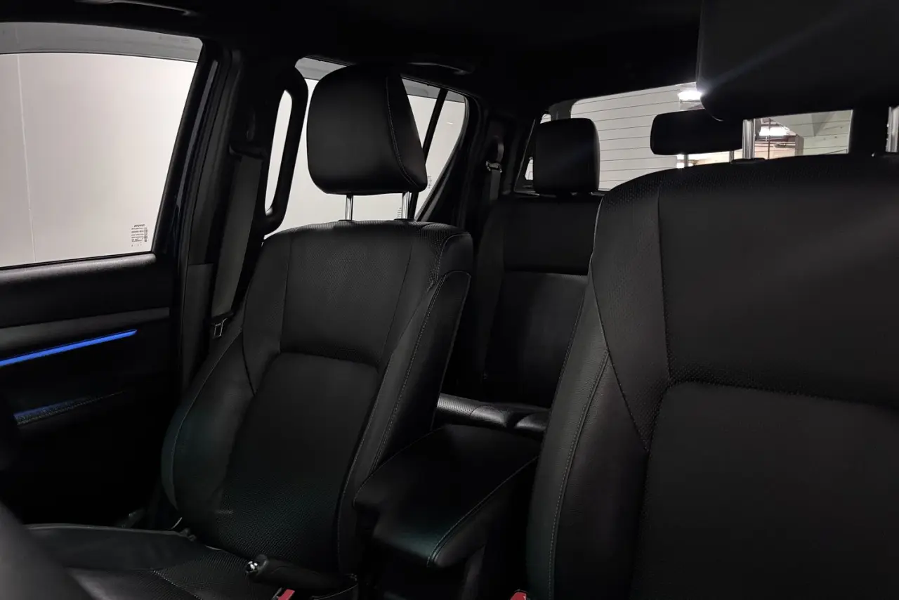 2022 Toyota Hilux Gallery Image 16