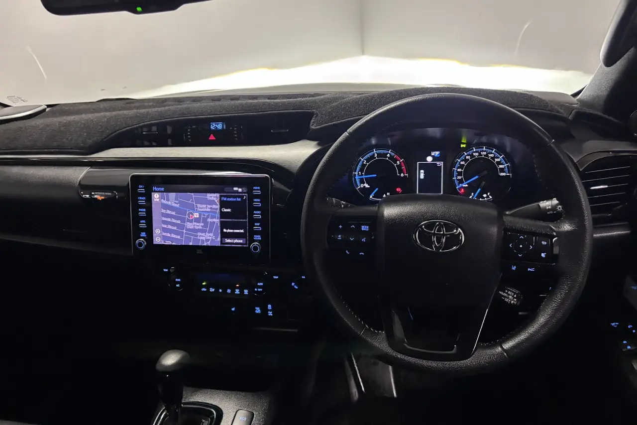 2022 Toyota Hilux Gallery Image 17