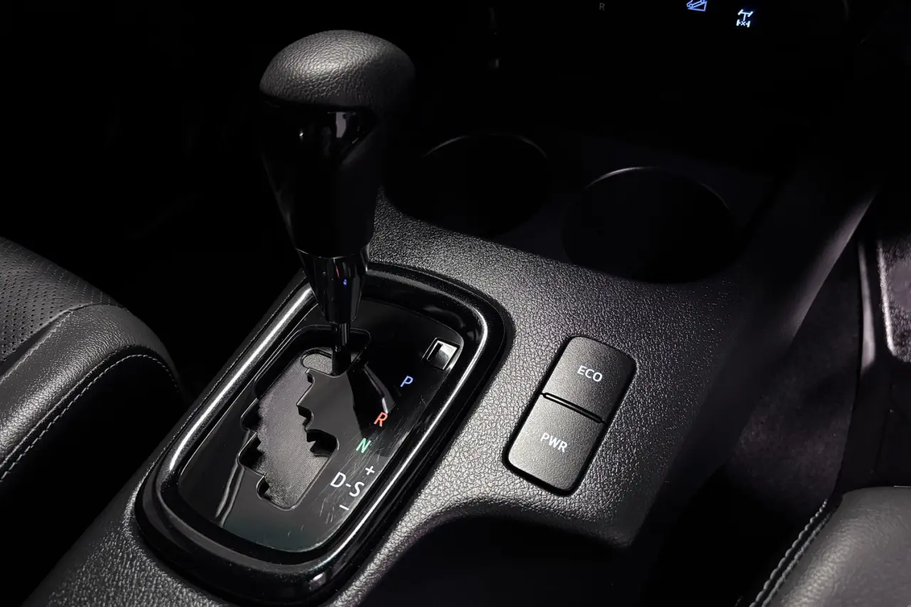 2022 Toyota Hilux Gallery Image 21