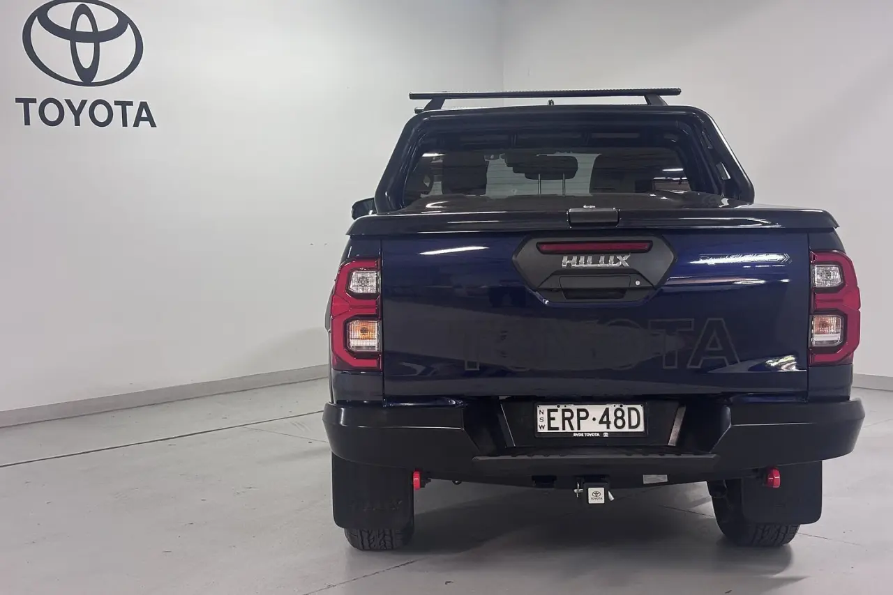 2022 Toyota Hilux Gallery Image 6