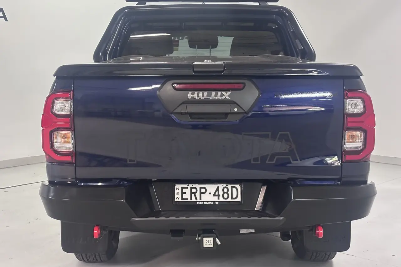 2022 Toyota Hilux Gallery Image 7
