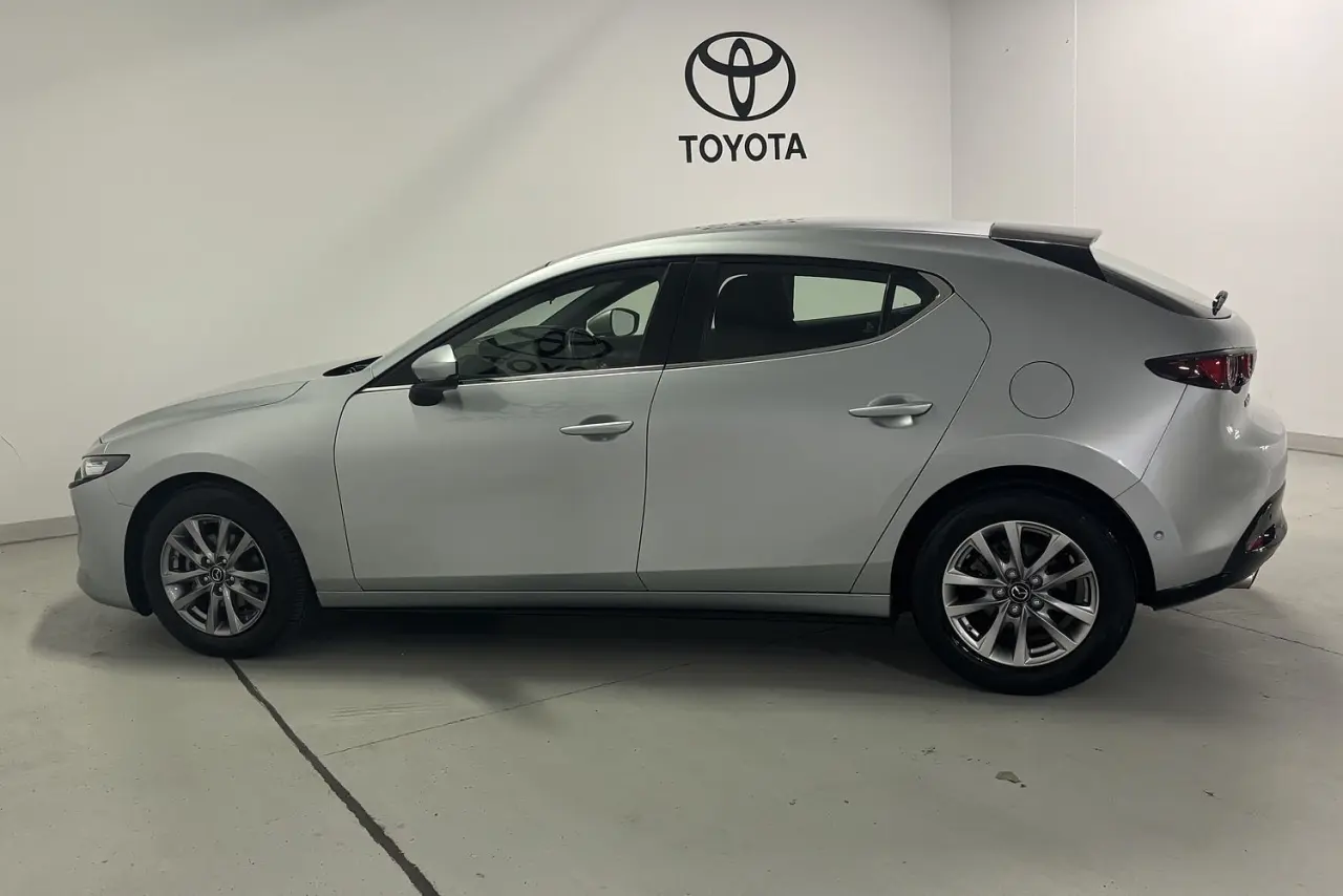 2020 Mazda 3 Gallery Image 9