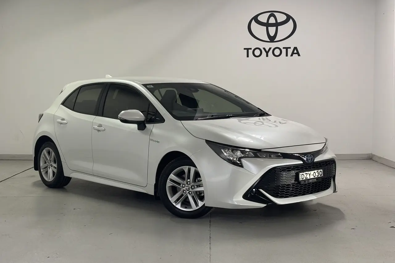 2022 Toyota Corolla Gallery Image 1