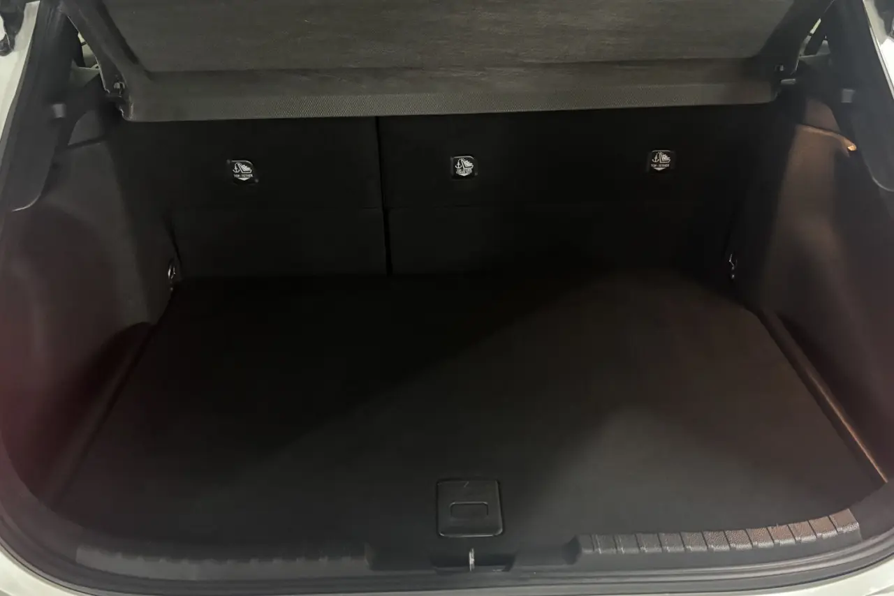 2022 Toyota Corolla Gallery Image 12