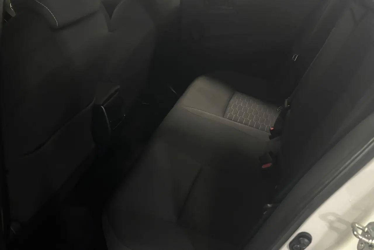 2022 Toyota Corolla Gallery Image 13
