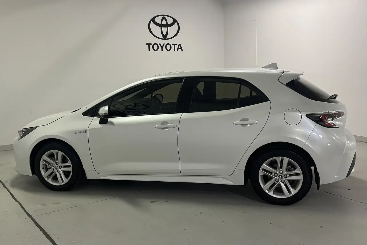 2022 Toyota Corolla Gallery Image 9