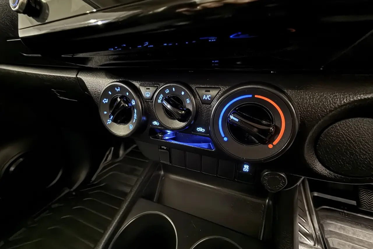 2022 Toyota Hilux Gallery Image 20