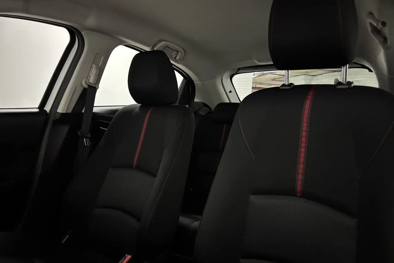 2015 Mazda 2 Gallery Image 15