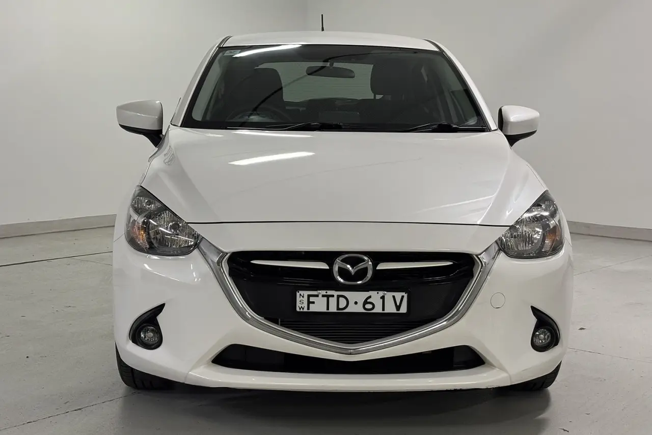 2015 Mazda 2 Gallery Image 3