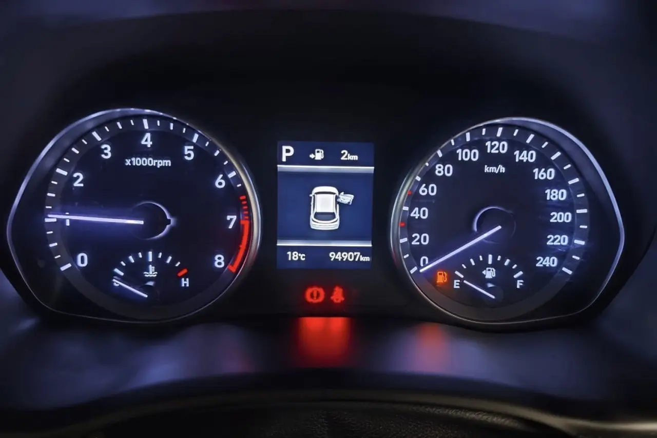 2017 Hyundai i30 Gallery Image 16