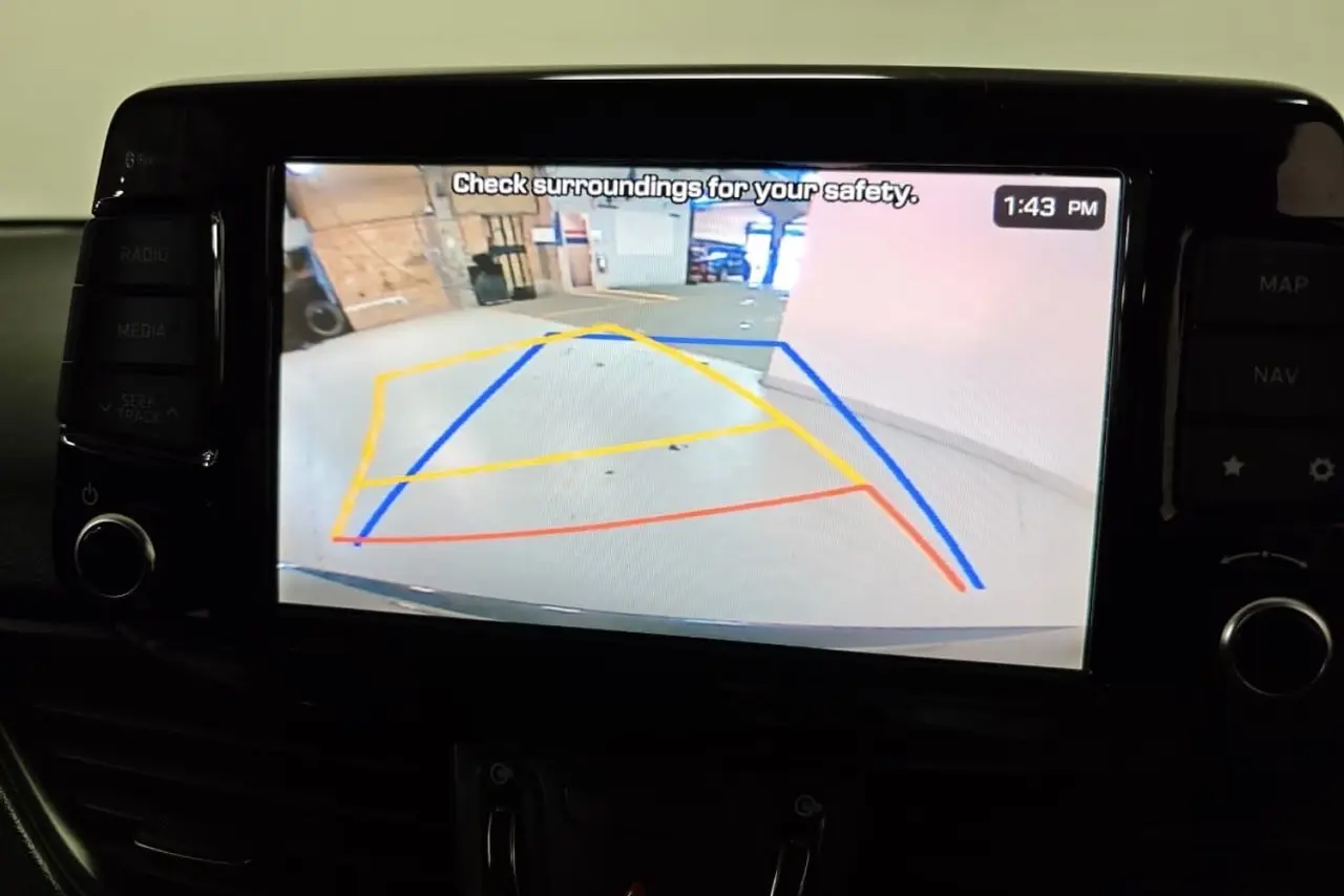 2017 Hyundai i30 Gallery Image 19