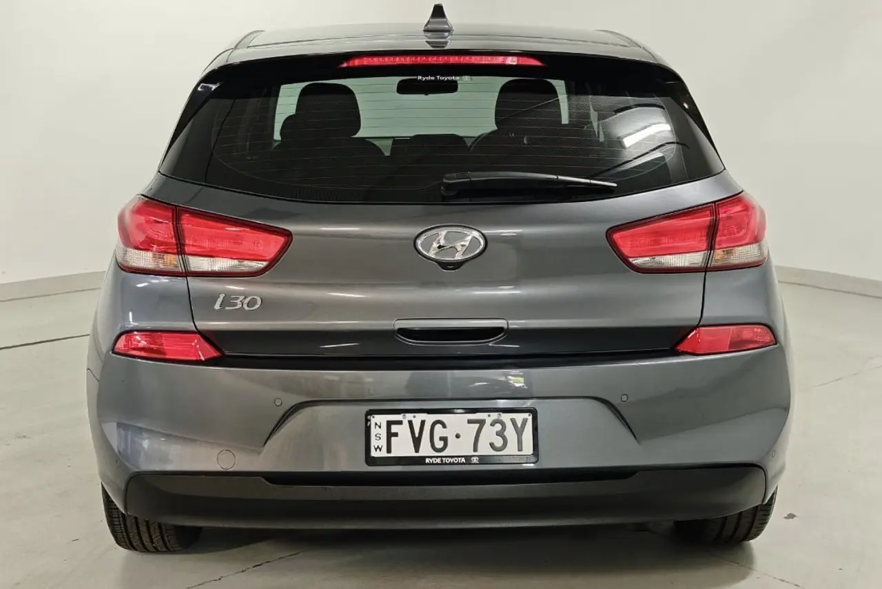 2017 Hyundai i30 Gallery Image 7