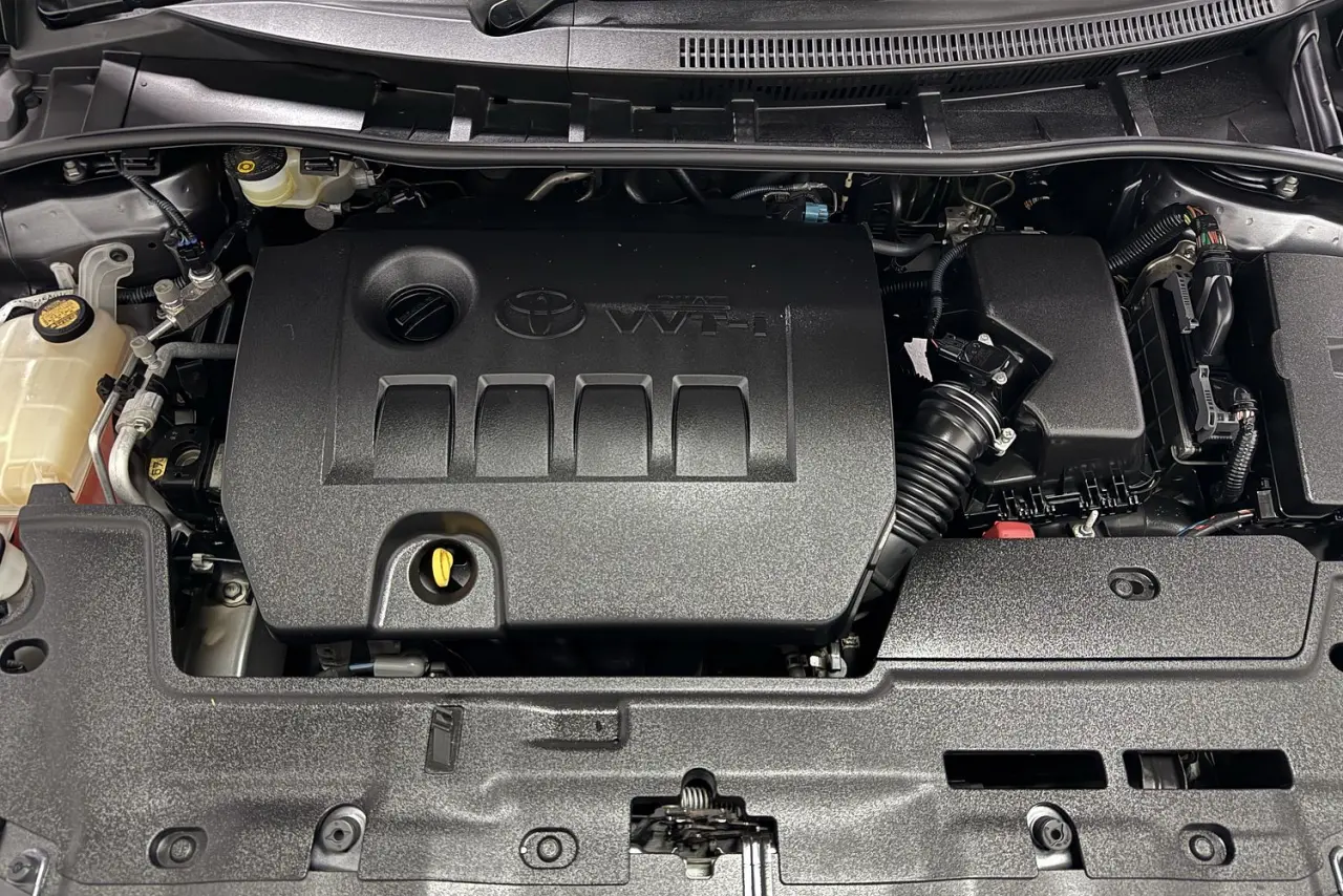 2013 Toyota Corolla Gallery Image 20