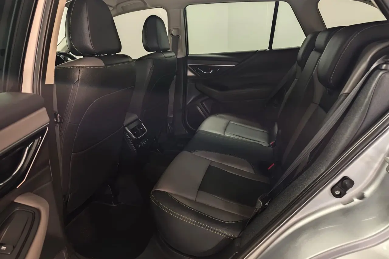 2021 Subaru Outback Gallery Image 11