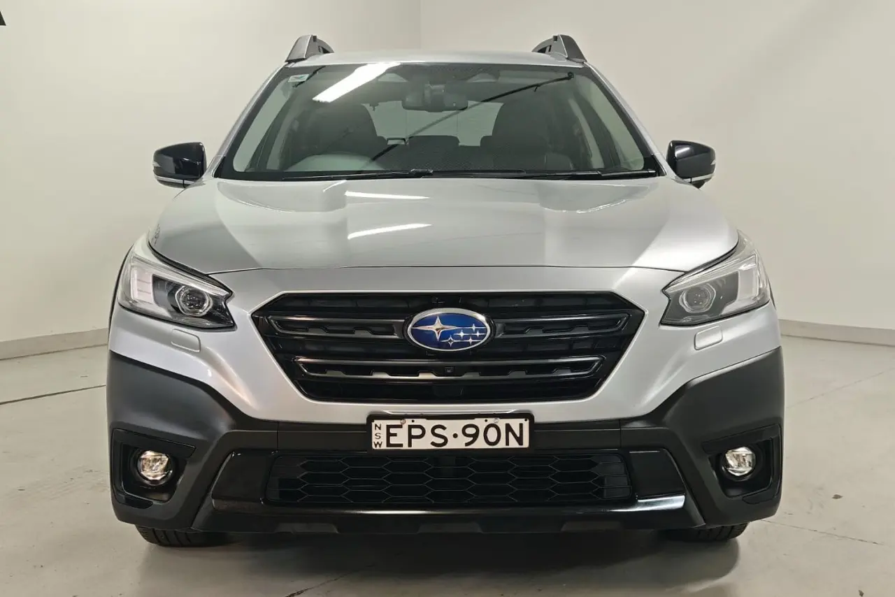 2021 Subaru Outback Gallery Image 2